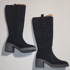 Chic Black Heeled Women's Boots